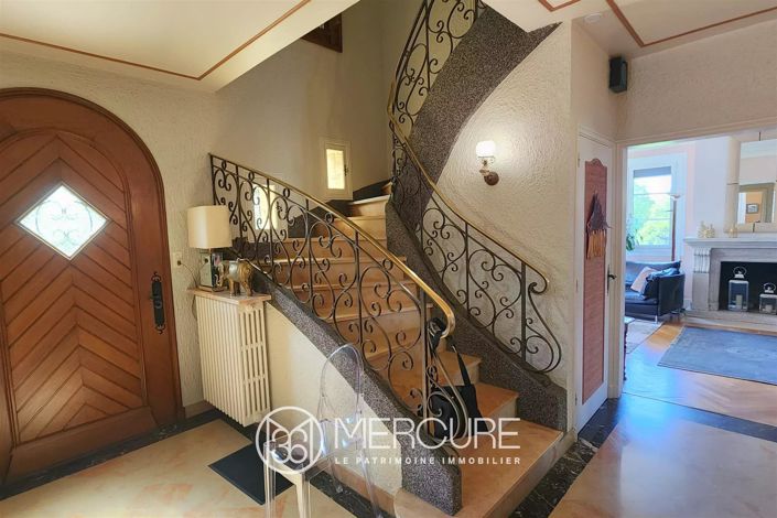 Image No.7-4 Bed House for sale