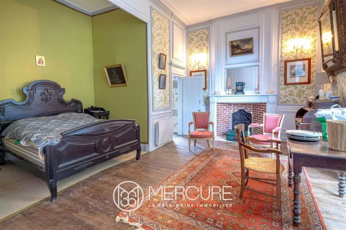 Image No.9-6 Bed House for sale