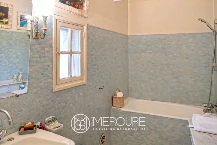 Image No.13-6 Bed House for sale