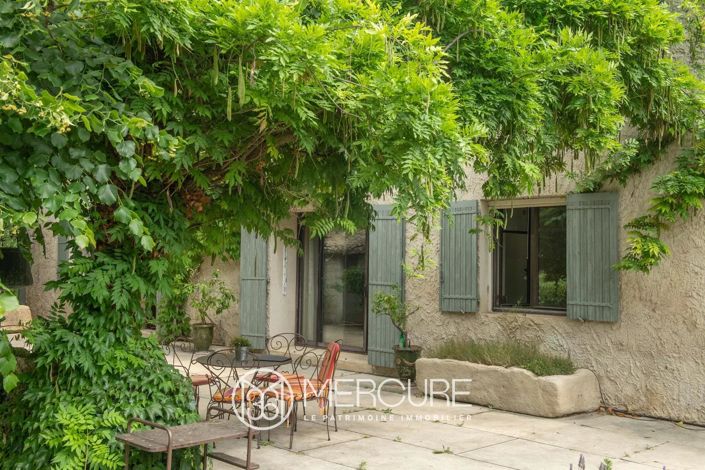 Image No.2-6 Bed House for sale