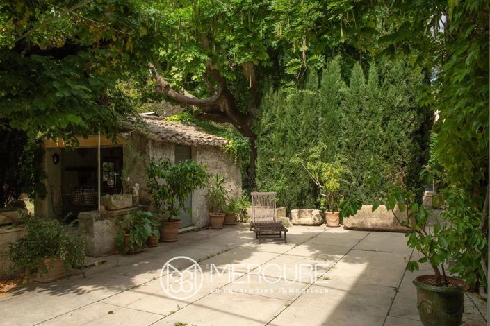 Image No.5-6 Bed House for sale