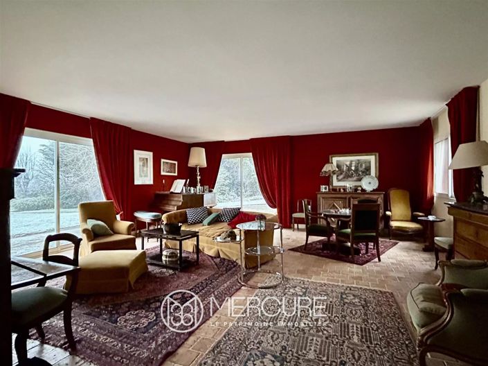 Image No.8-4 Bed House for sale