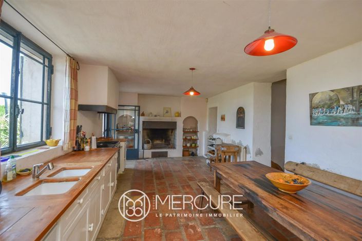 Image No.6-4 Bed House for sale