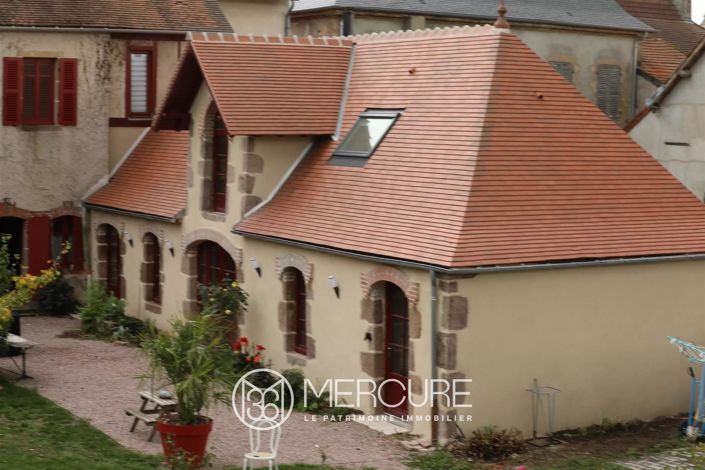 Image No.4-Maison de 8 chambres à vendre à Lapalisse