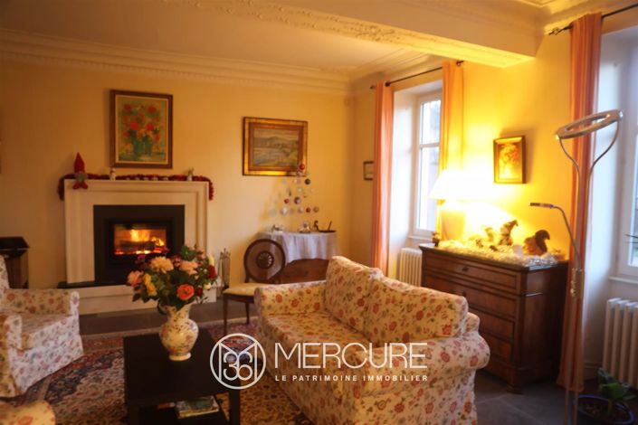 Image No.5-Maison de 8 chambres à vendre à Lapalisse