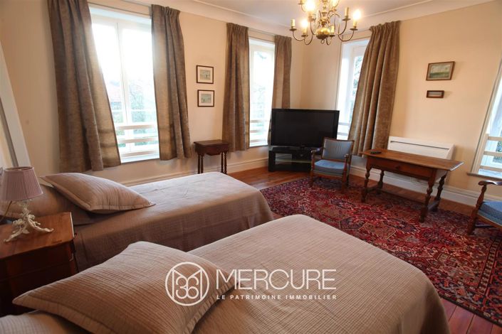 Image No.6-5 Bed House for sale