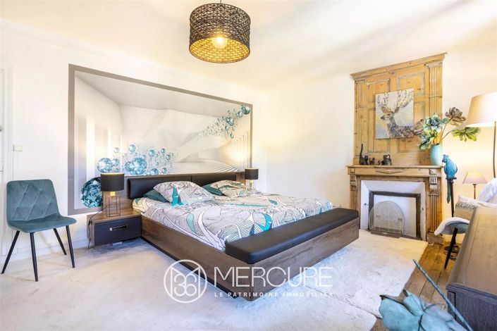 Image No.10-5 Bed House for sale