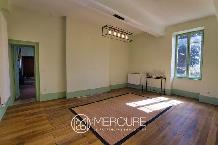 Image No.7-5 Bed House for sale