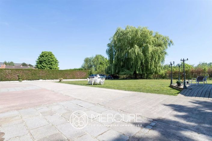 Image No.10-8 Bed House for sale