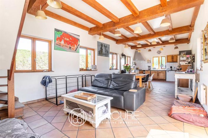 Image No.5-8 Bed House for sale