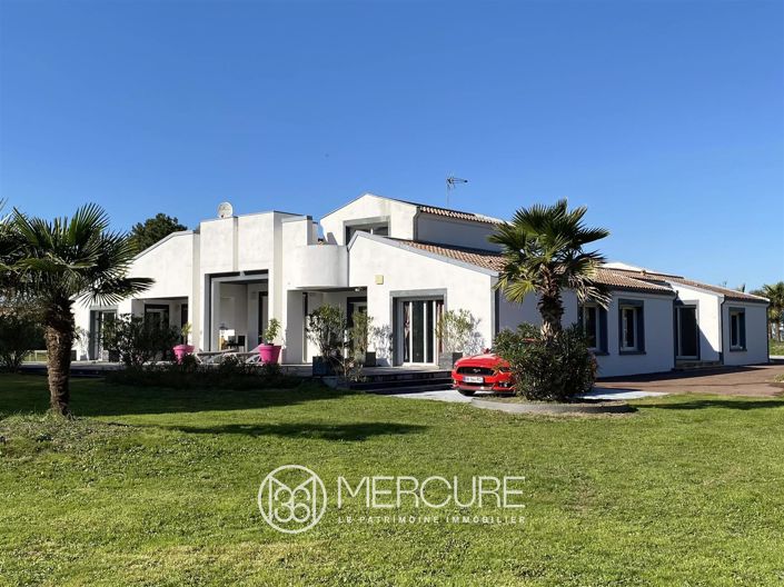 Image No.3-5 Bed House for sale