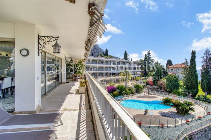 Image No.4-4 Bed Apartment for sale