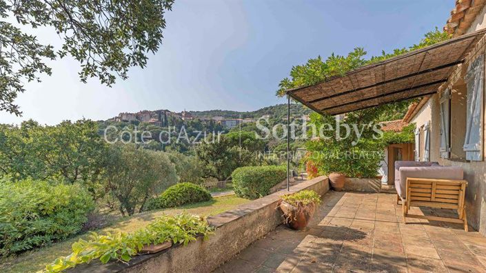 Image No.3-5 Bed House for sale