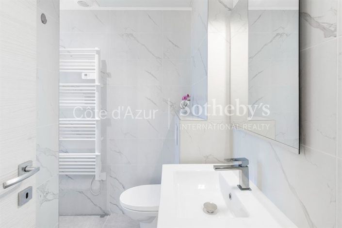 Image No.8-Apartment for sale