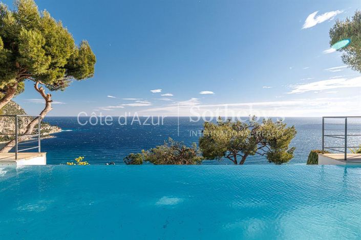 Image No.4-4 Bed Property for sale