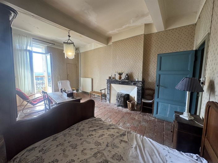 Image No.10-4 Bed House for sale