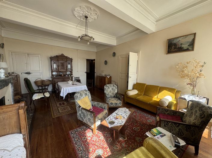 Image No.6-4 Bed House for sale