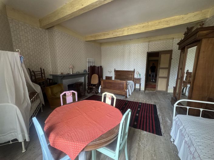 Image No.9-4 Bed House for sale