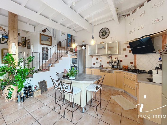 Image No.3-5 Bed House for sale