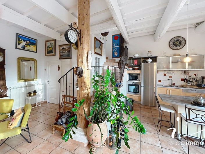 Image No.7-5 Bed House for sale