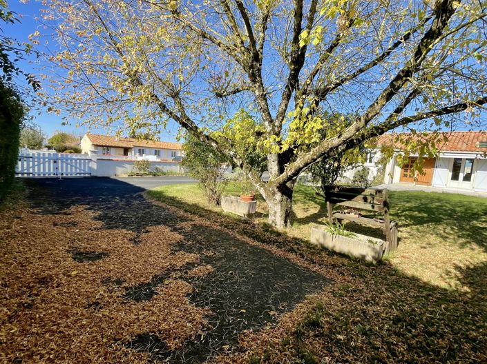 Image No.6-3 Bed House for sale