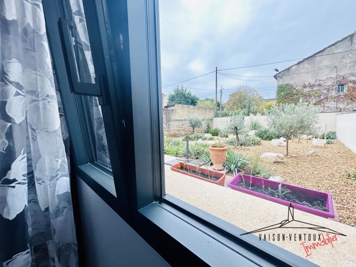 Image No.12-2 Bed House for sale