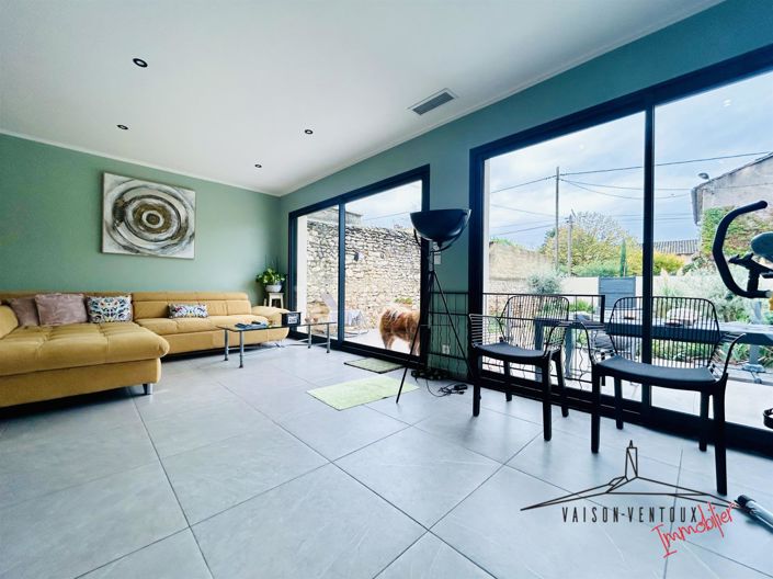 Image No.5-2 Bed House for sale