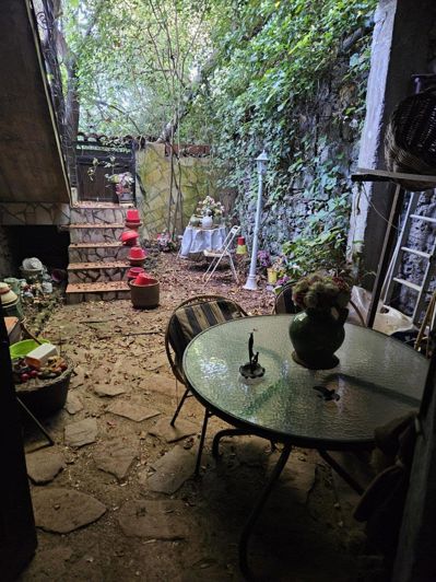 Image No.14-2 Bed House for sale