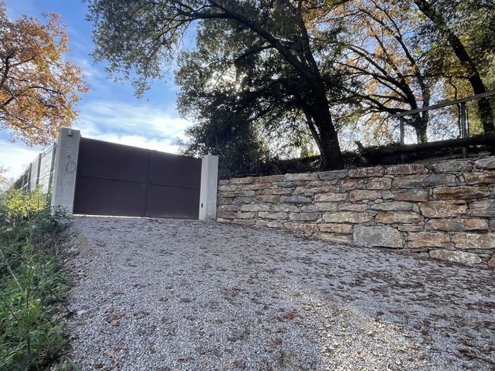 Image No.8-3 Bed House for sale