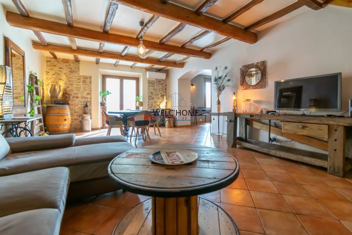 Image No.2-4 Bed House for sale