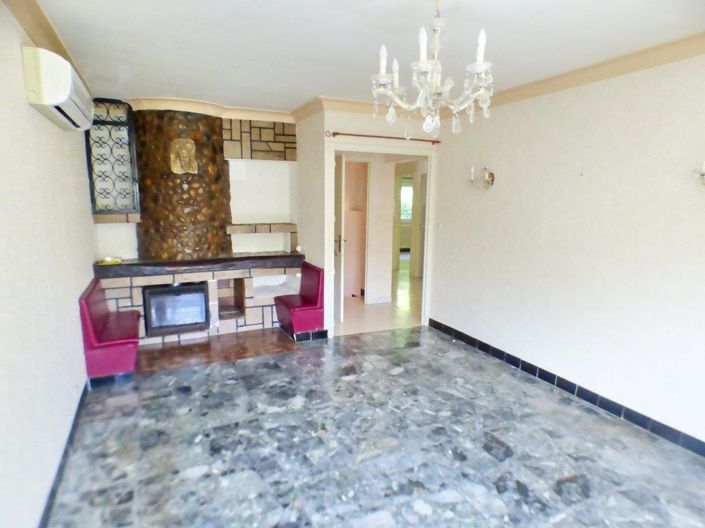 Image No.4-5 Bed House for sale