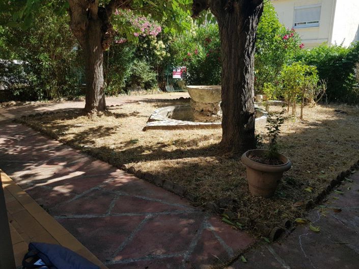 Image No.9-5 Bed House for sale