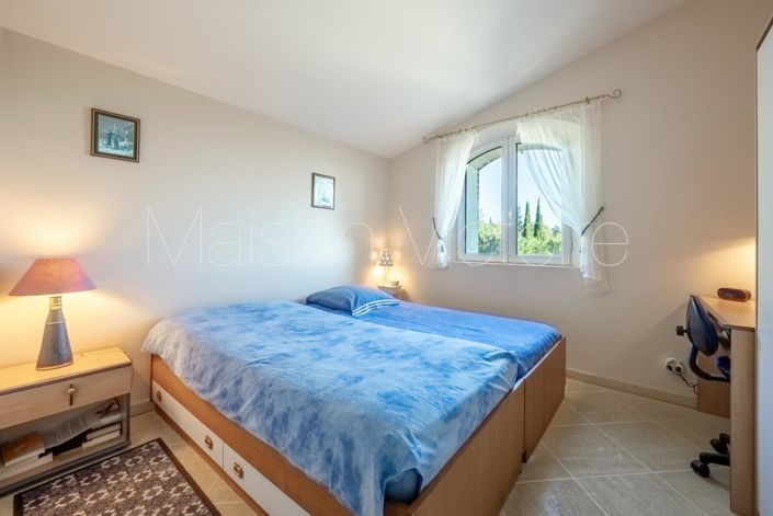 Image No.21-4 Bed House for sale