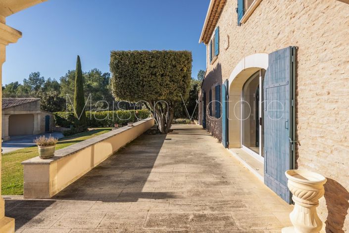 Image No.6-4 Bed House for sale