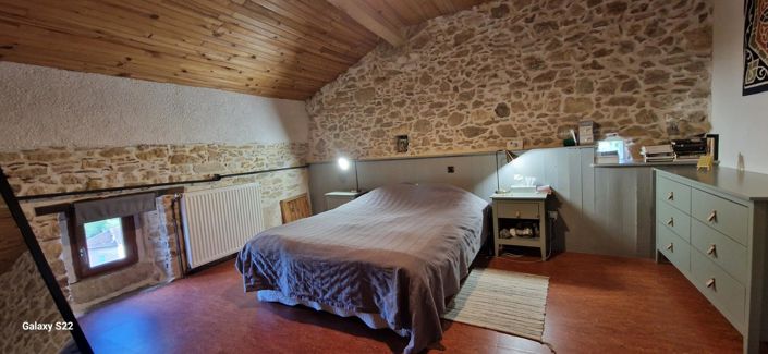 Image No.10-5 Bed House for sale