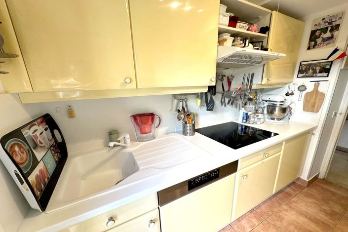 Image No.14-3 Bed Apartment for sale