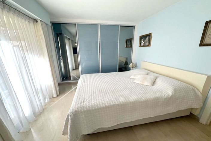 Image No.15-3 Bed Apartment for sale