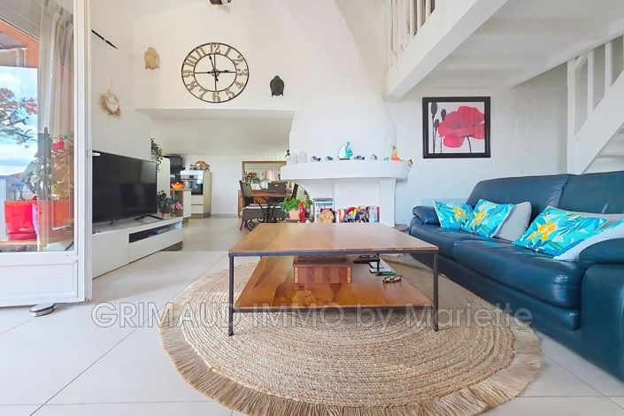 Image No.4-3 Bed House for sale