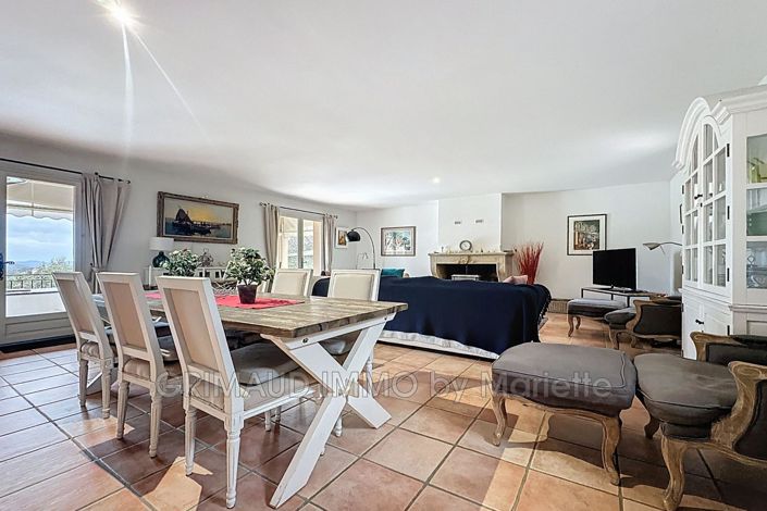 Image No.11-4 Bed House for sale