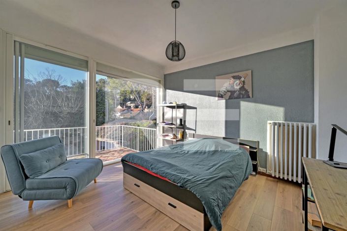 Image No.6-Maison de 4 chambres à vendre à Nîmes