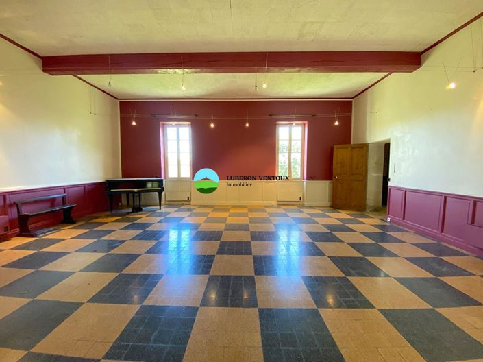 Image No.9-3 Bed House for sale