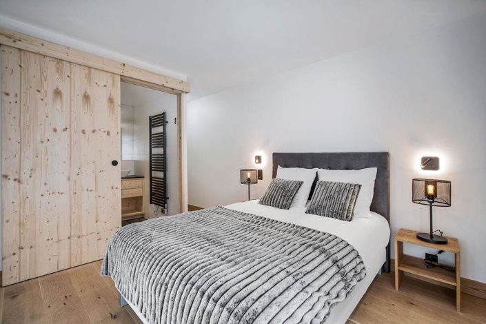 Image No.10-3 Bed Apartment for sale