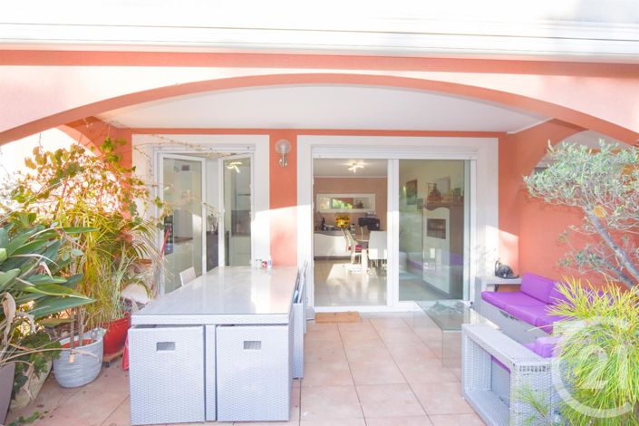 Image No.3-Appartement de 2 chambres à vendre à Cavalaire-sur-Mer