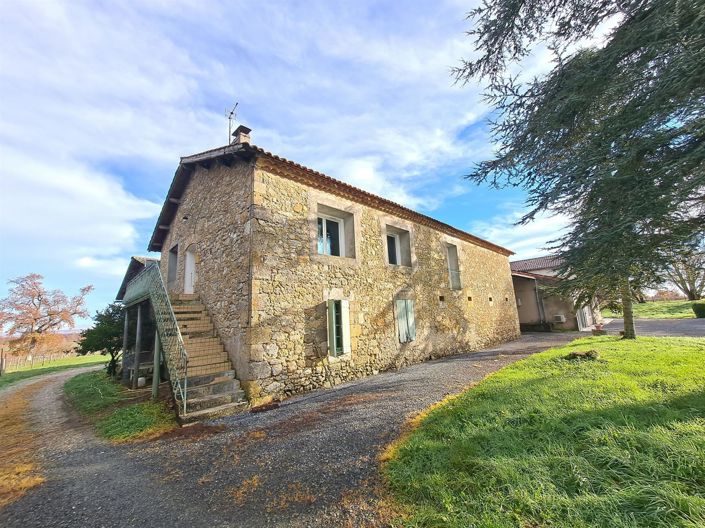 Image No.27-7 Bed Property for sale