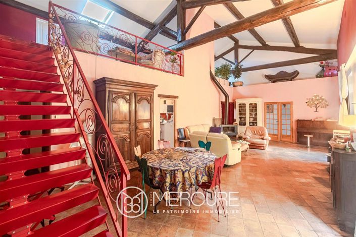 Image No.8-17 Bed House for sale