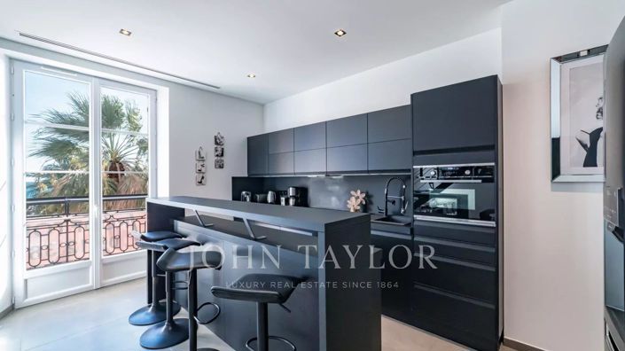 Image No.6-4 Bed Apartment for sale