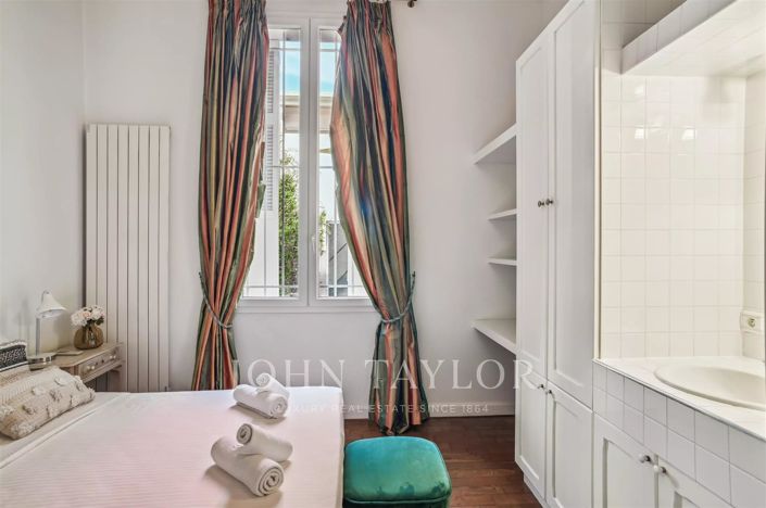 Image No.10-5 Bed Apartment for sale