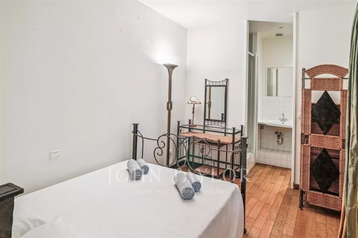 Image No.12-5 Bed Apartment for sale