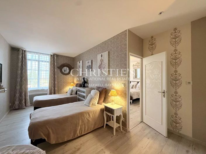 Image No.16-House for sale