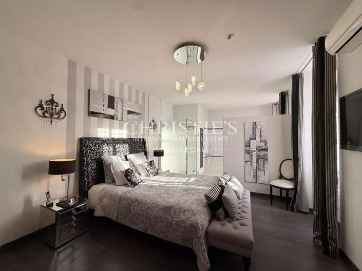 Image No.18-House for sale